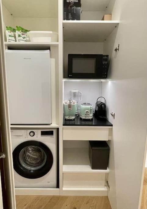 ローマShort Rent Luxury Flat - Via Venetoアパートメント エクステリア 写真